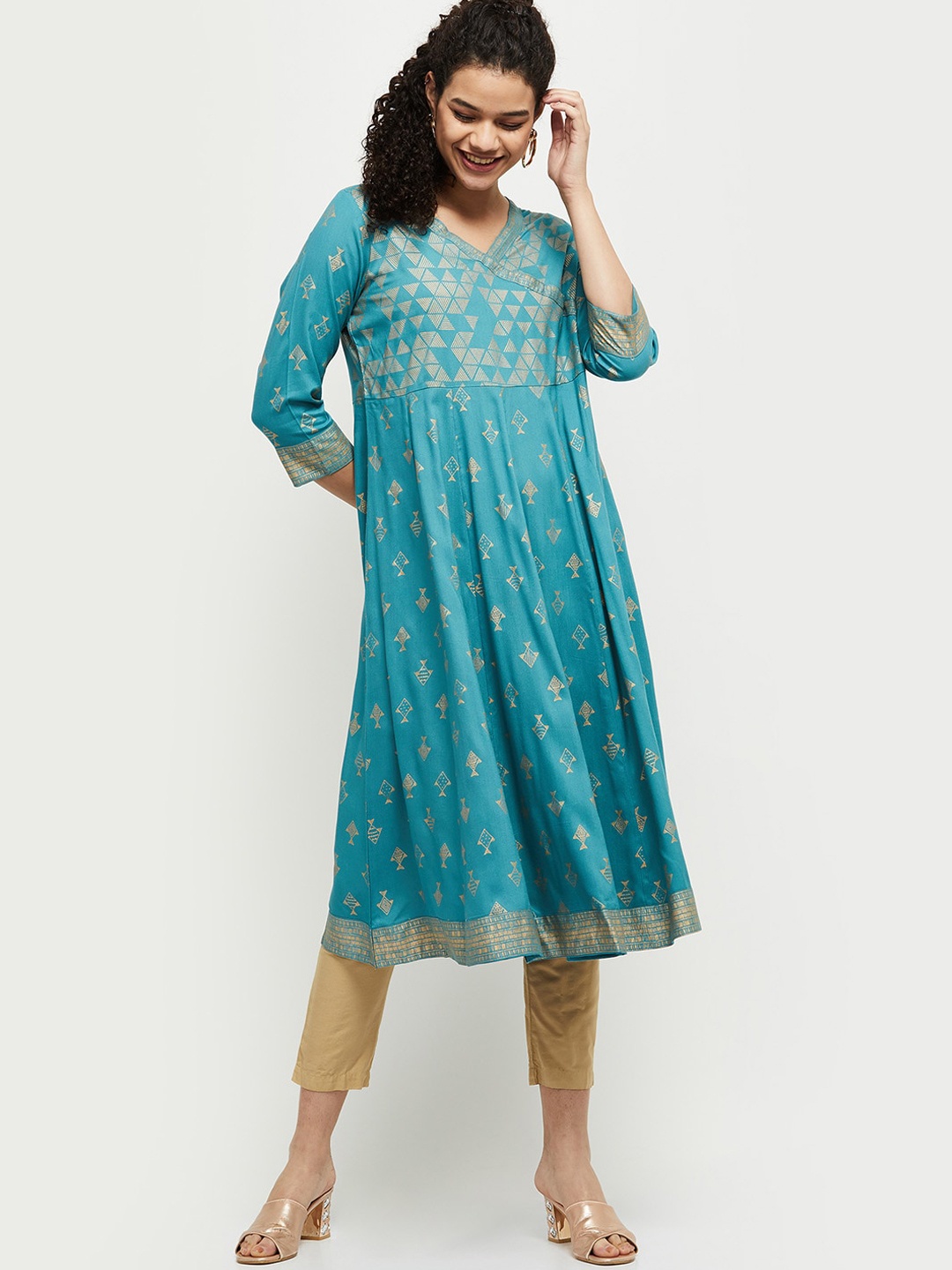 

max Women Blue & Gold-Toned Geometric Printed Anarkali Kurta
