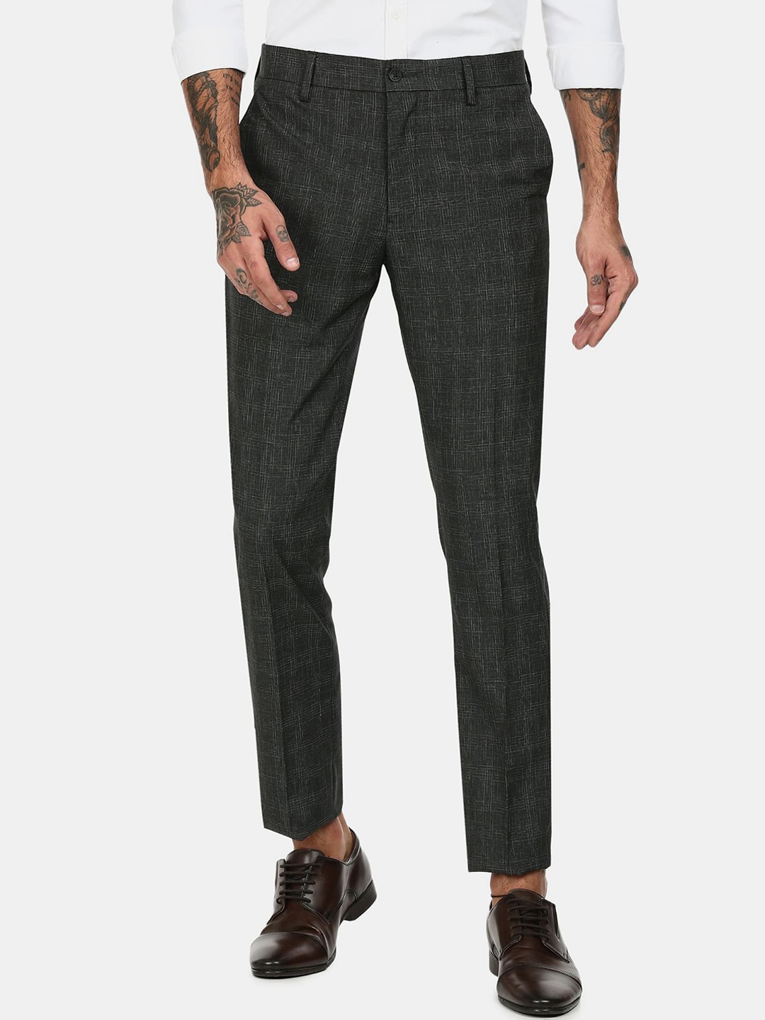 

Excalibur Men Charcoal Grey Formal Trousers