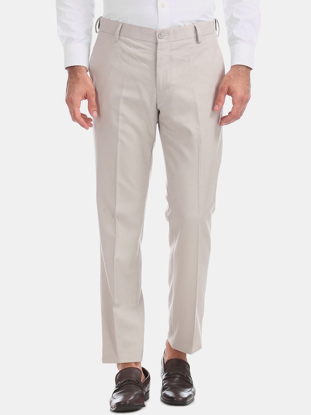 

Excalibur Men Beige Solid Slim Fit Formal Trousers