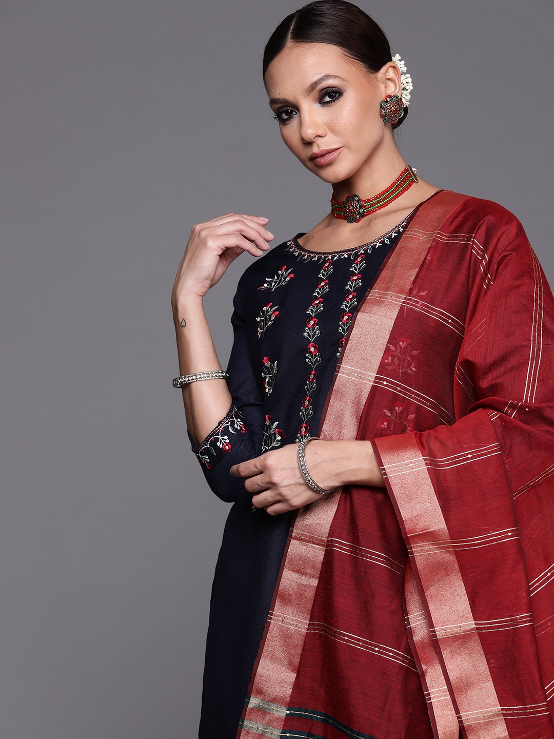 

Indo Era Women Navy Blue Floral Yoke Design Kurta with Palazzos & With Dupatta