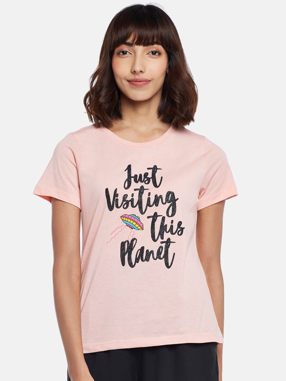 

Honey by Pantaloons Women Pink & Black Typography Printed T-shirt