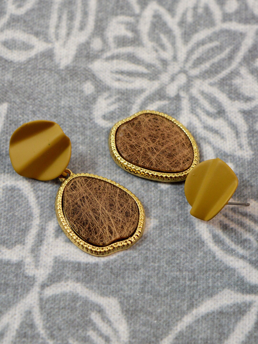 

SARAH Brown & Gold-Toned Teardrop Shaped Drop Earrings