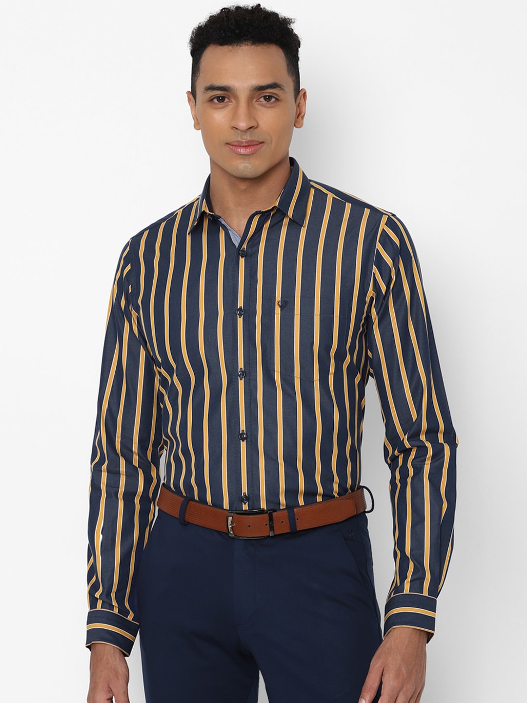 

Allen Solly Men Navy Blue Slim Fit Striped Formal Shirt