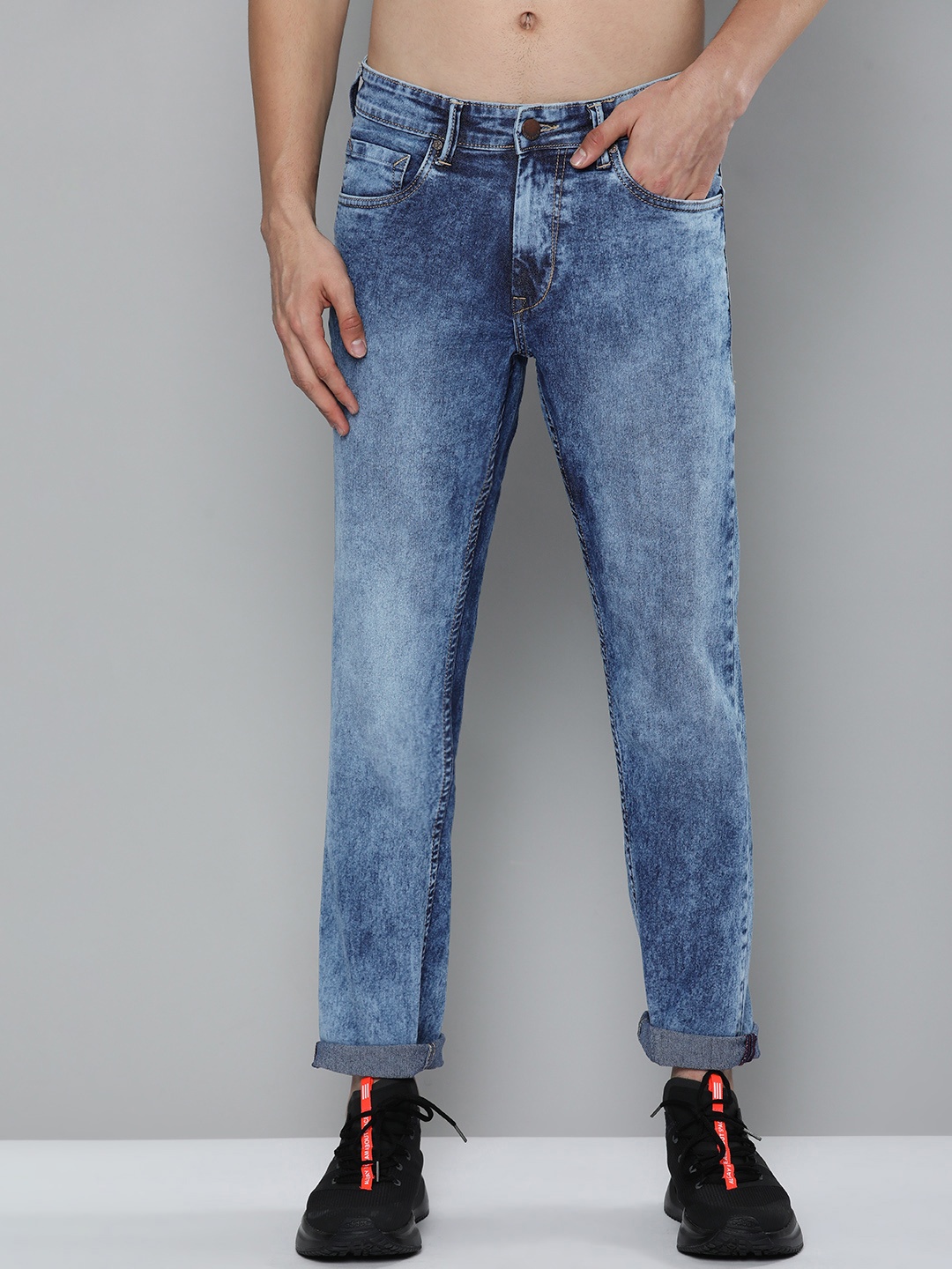 

HERE&NOW Men Blue Slim Fit Mid-Rise Heavy Fade Stretchable Jeans