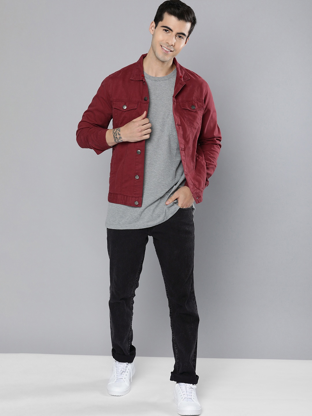 

HERE&NOW Men Black Stretchable Jeans
