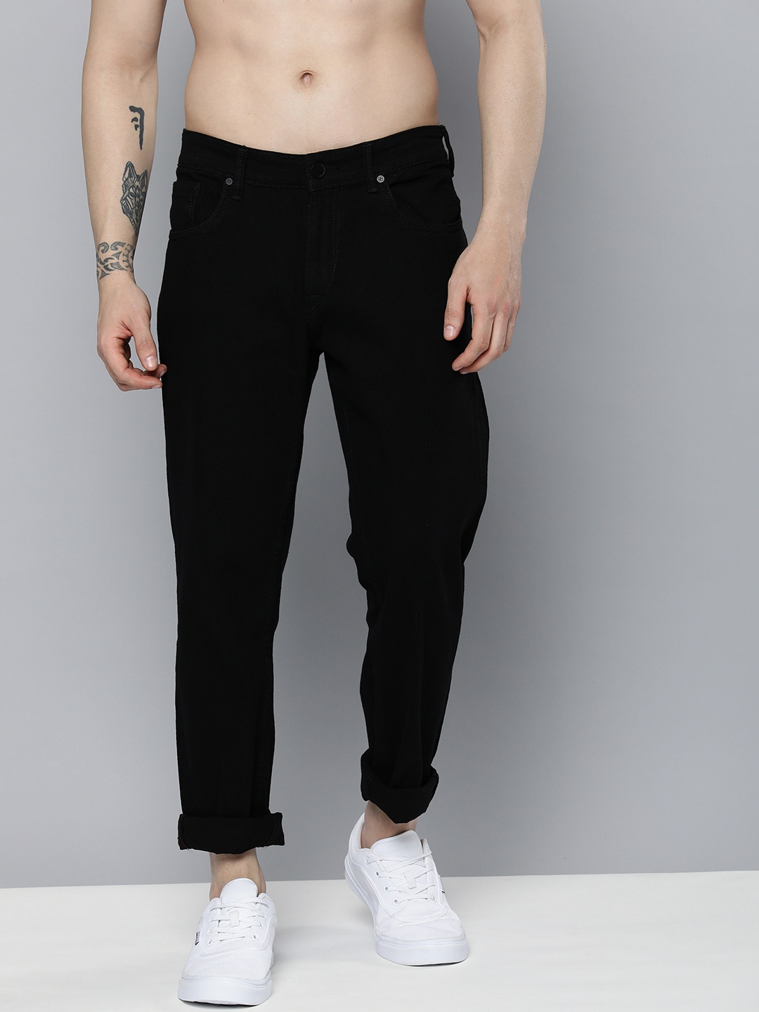 

HERE&NOW Men Black Regular Fit Mid-Rise Clean Look Stretchable Jeans