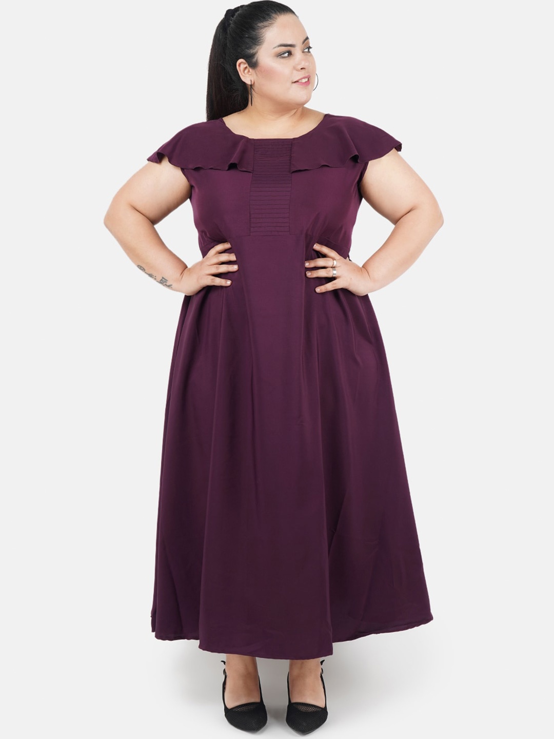 

Indietoga Purple Plus Size Crepe Maxi Dress