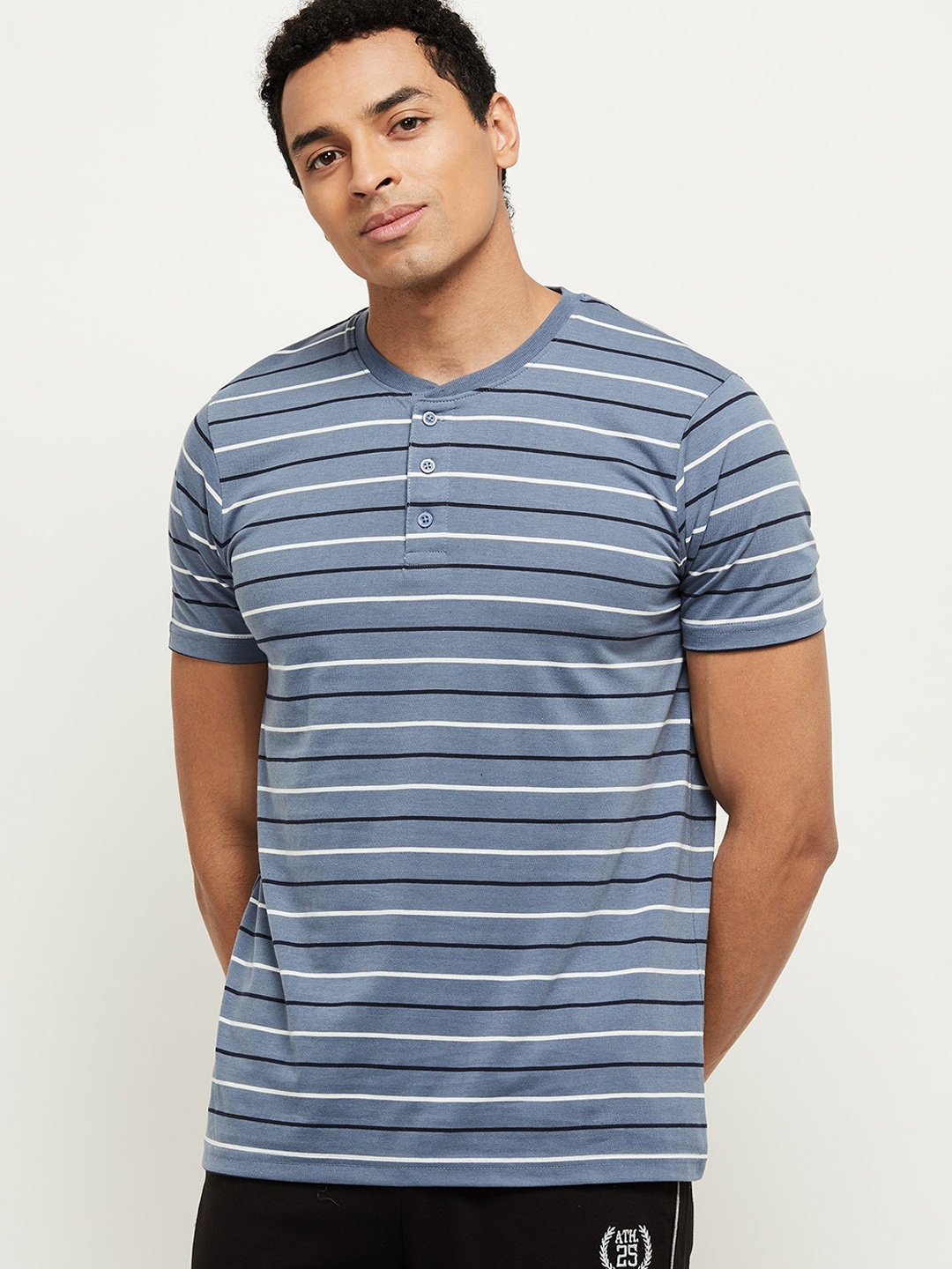 

max Men Blue & White Striped Lounge T-Shirt