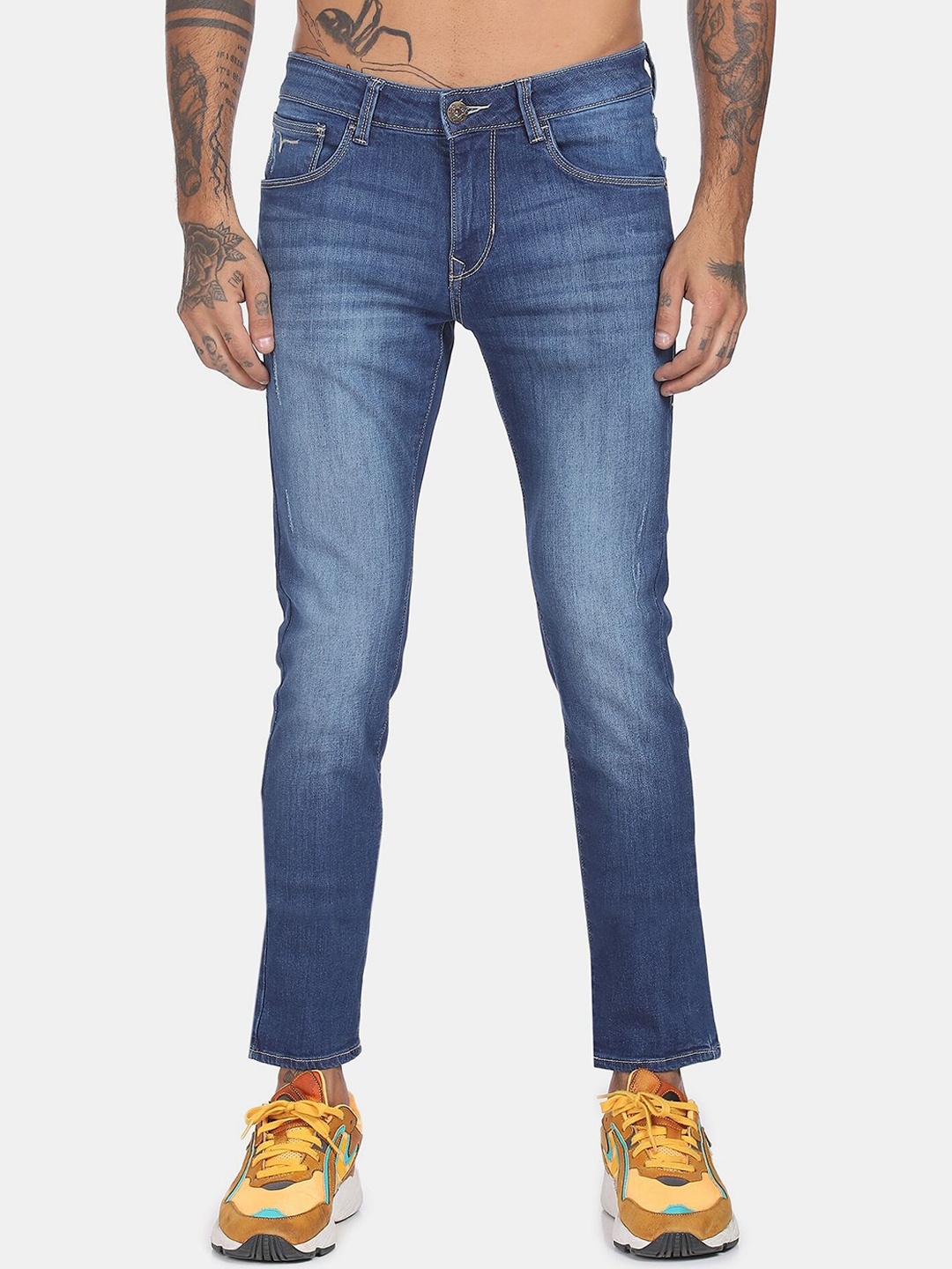 

Flying Machine Men Blue Slim Fit Low-Rise Light Fade Jeans