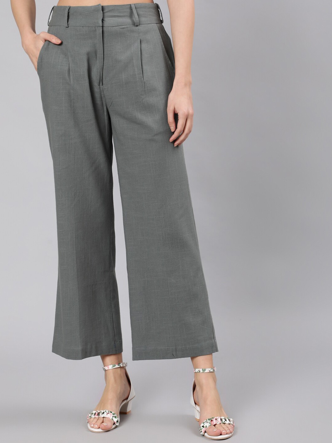 

Jaipur Kurti Women Grey Textured Flared High-Rise Pleated Cotton Parallel Trousers