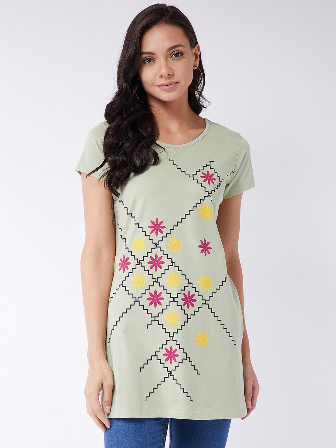 

Modeve Women Green & Yellow Printed Longline T-shirt