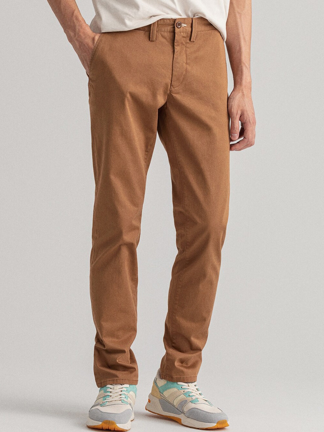 

GANT Men Brown Slim Fit Trousers