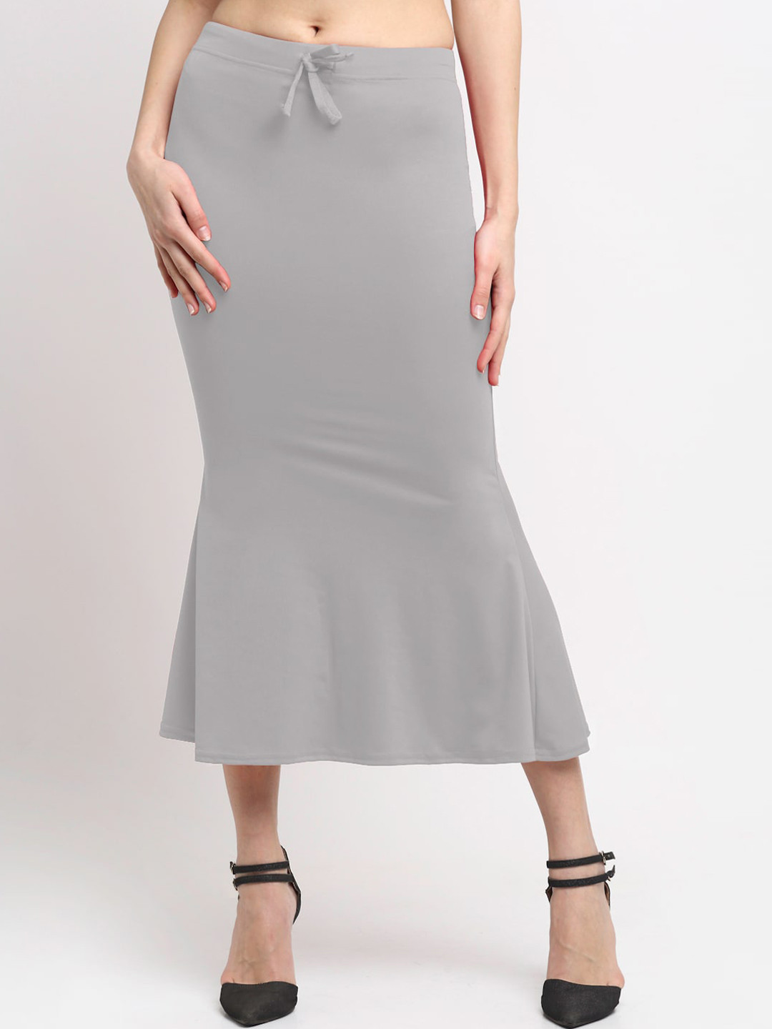 

Sugathari Women Grey Solid Saree Shapewear With Flared Hem