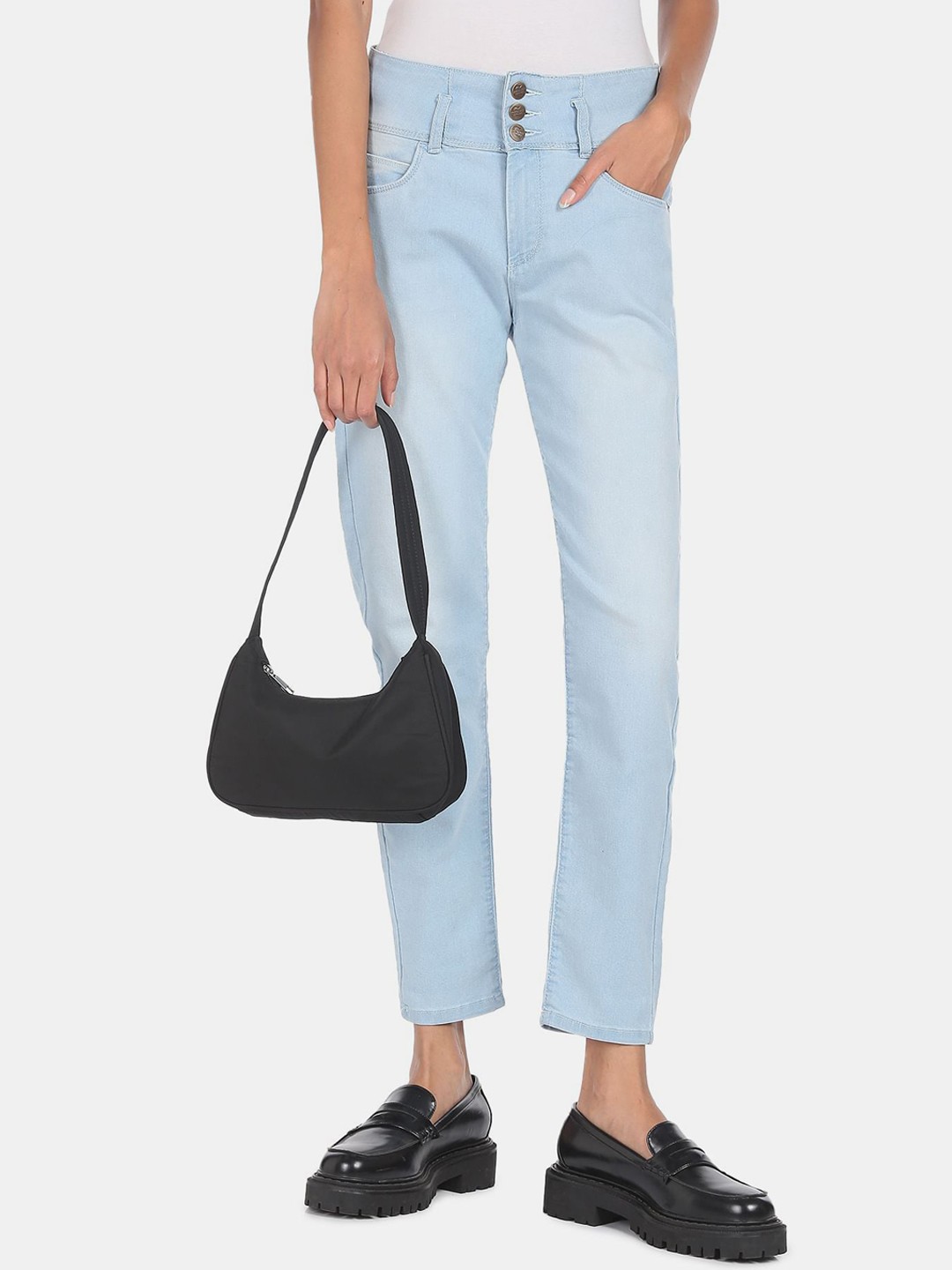 

Cherokee Women Blue Mid-Rise Regular Fit Clean Look Jeans