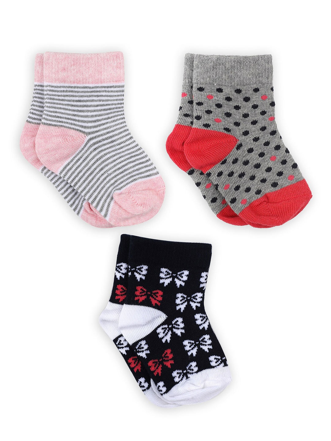 

Bodycare Girls Assorted Pack of 3 Patterned Anti-Bacterial Socks