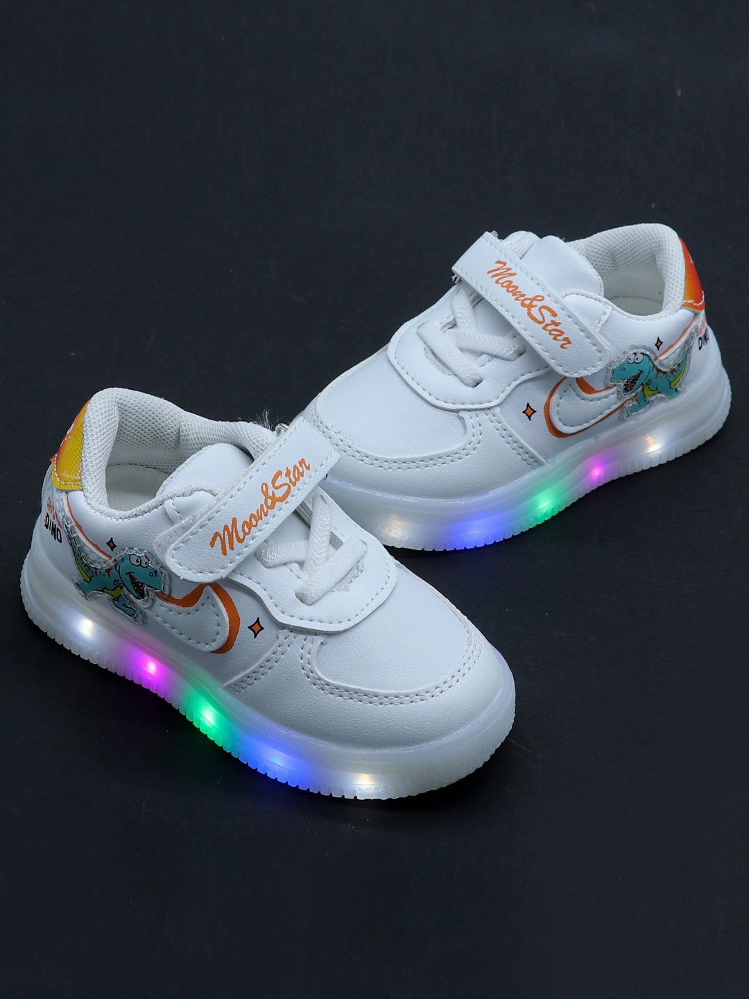 

FEETWELL SHOES Unisex Kids White Printed Sneakers With LED Lights