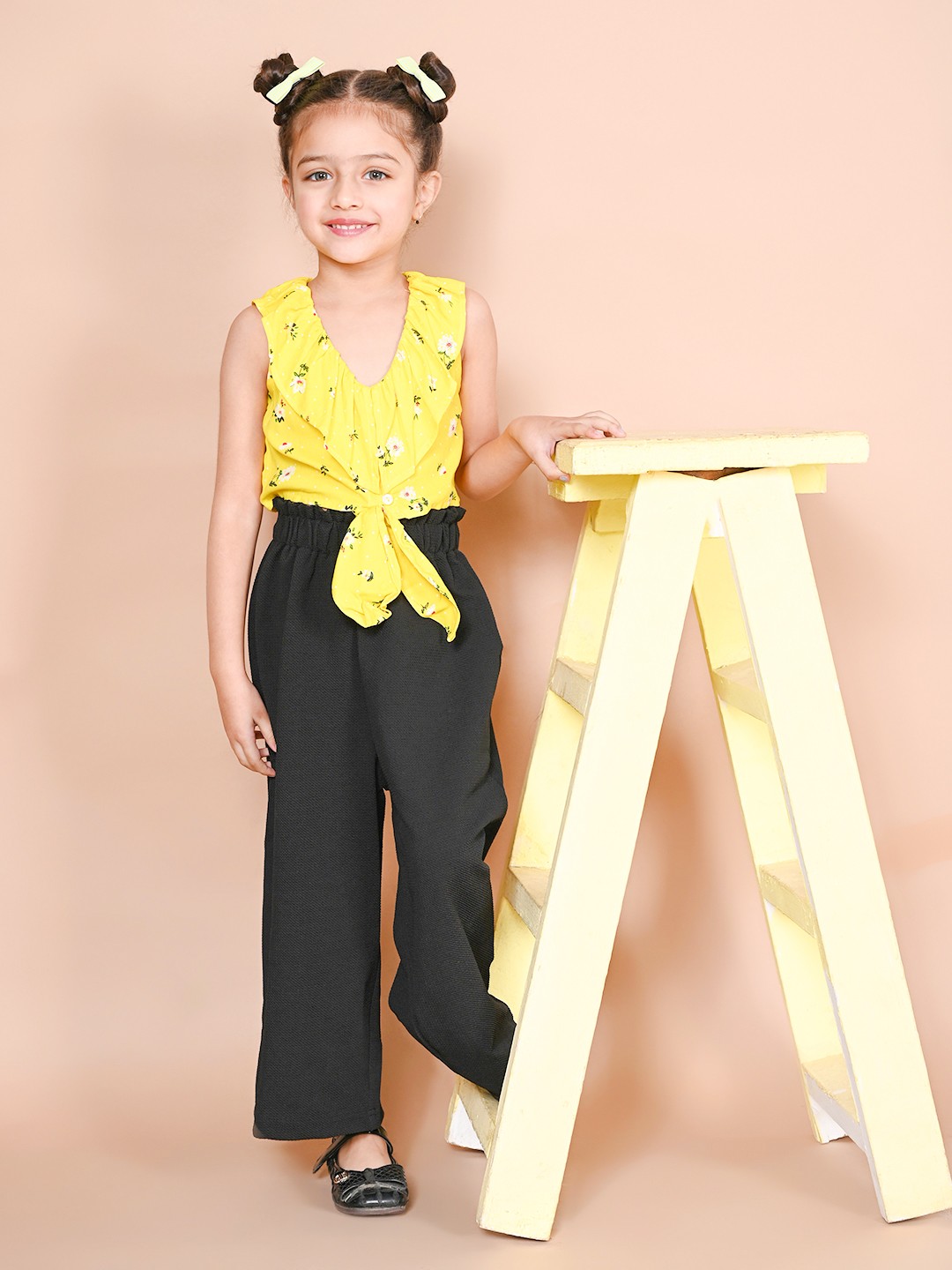 

LilPicks Girls Yellow & Black Floral Printed Crop Knot Top with Trousers