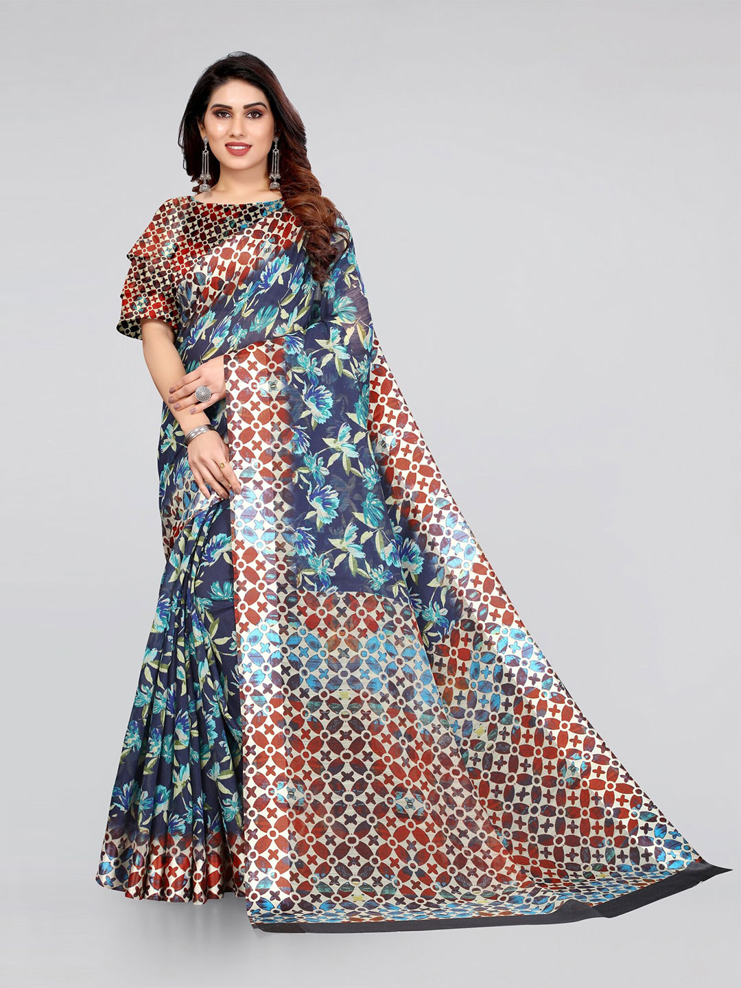 

KALINI Navy Blue & Red Floral Printed Bagh Saree
