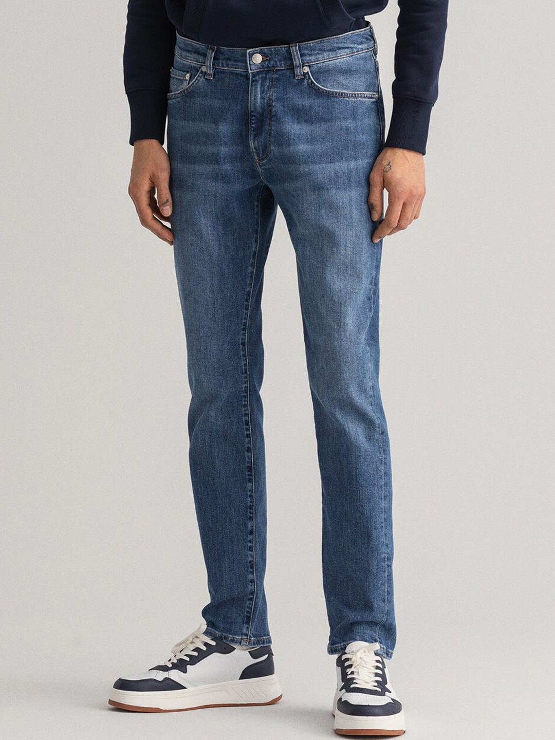 

GANT Men Blue Slim Fit Light Fade Stretchable Jeans