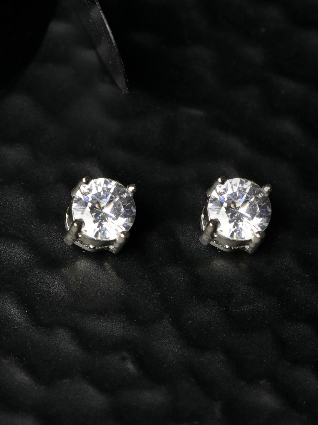 

SHEER by Priyaasi 92.5 Sterling Silver & White Circular Studs