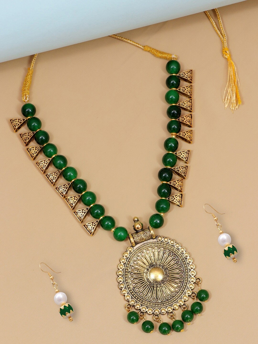 

Crunchy Fashion Gold-Plated Green Beaded Jewellery Set