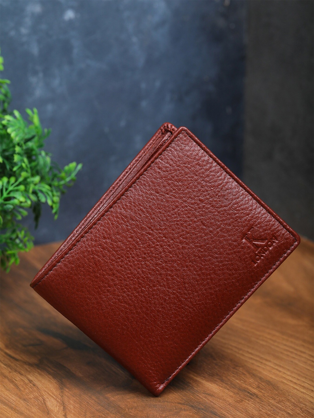 

K London Men Brown Textured Leather Two Fold Wallet