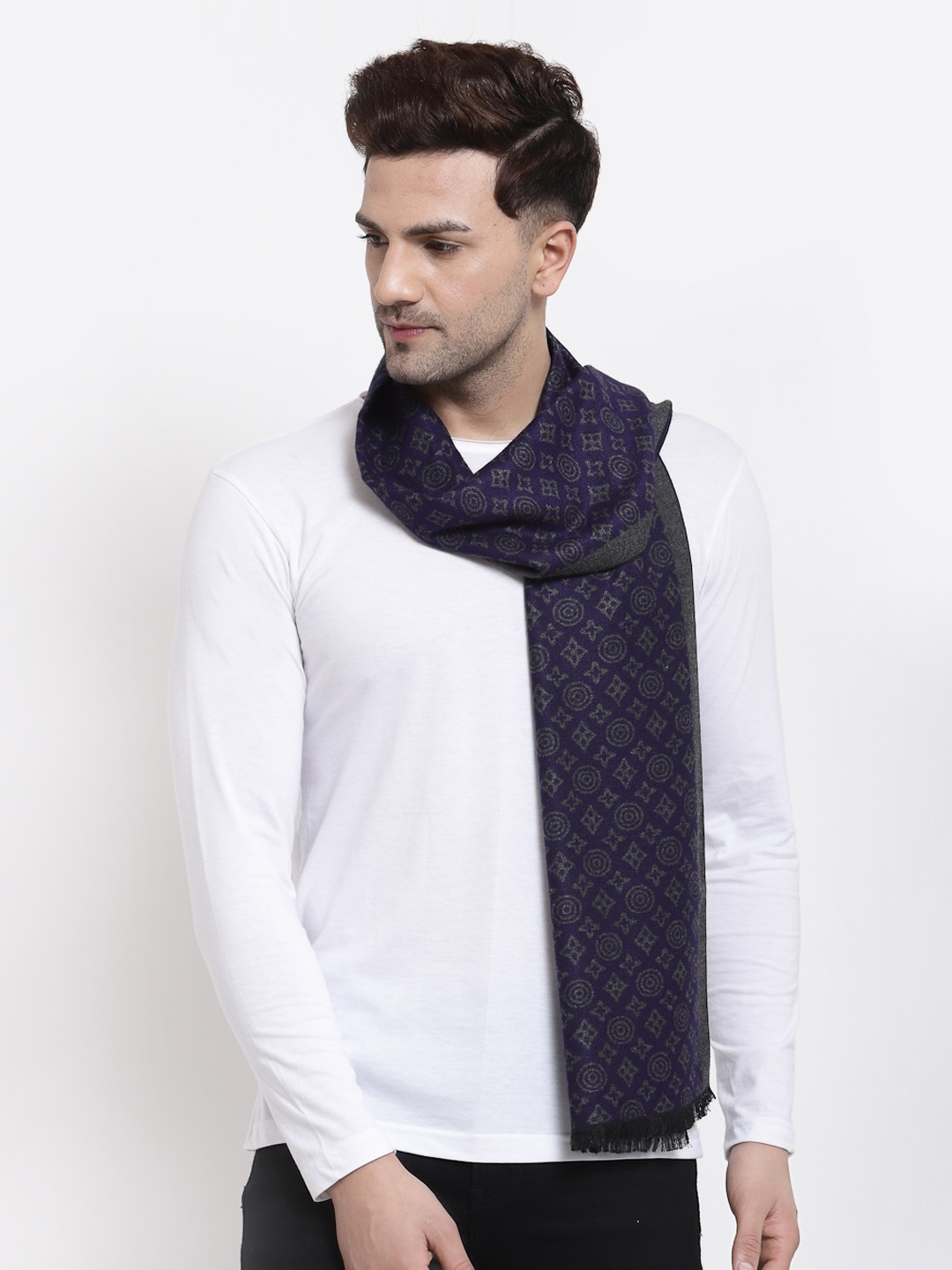 

Calvadoss Men Navy Blue & Charcoal Grey Printed Muffler