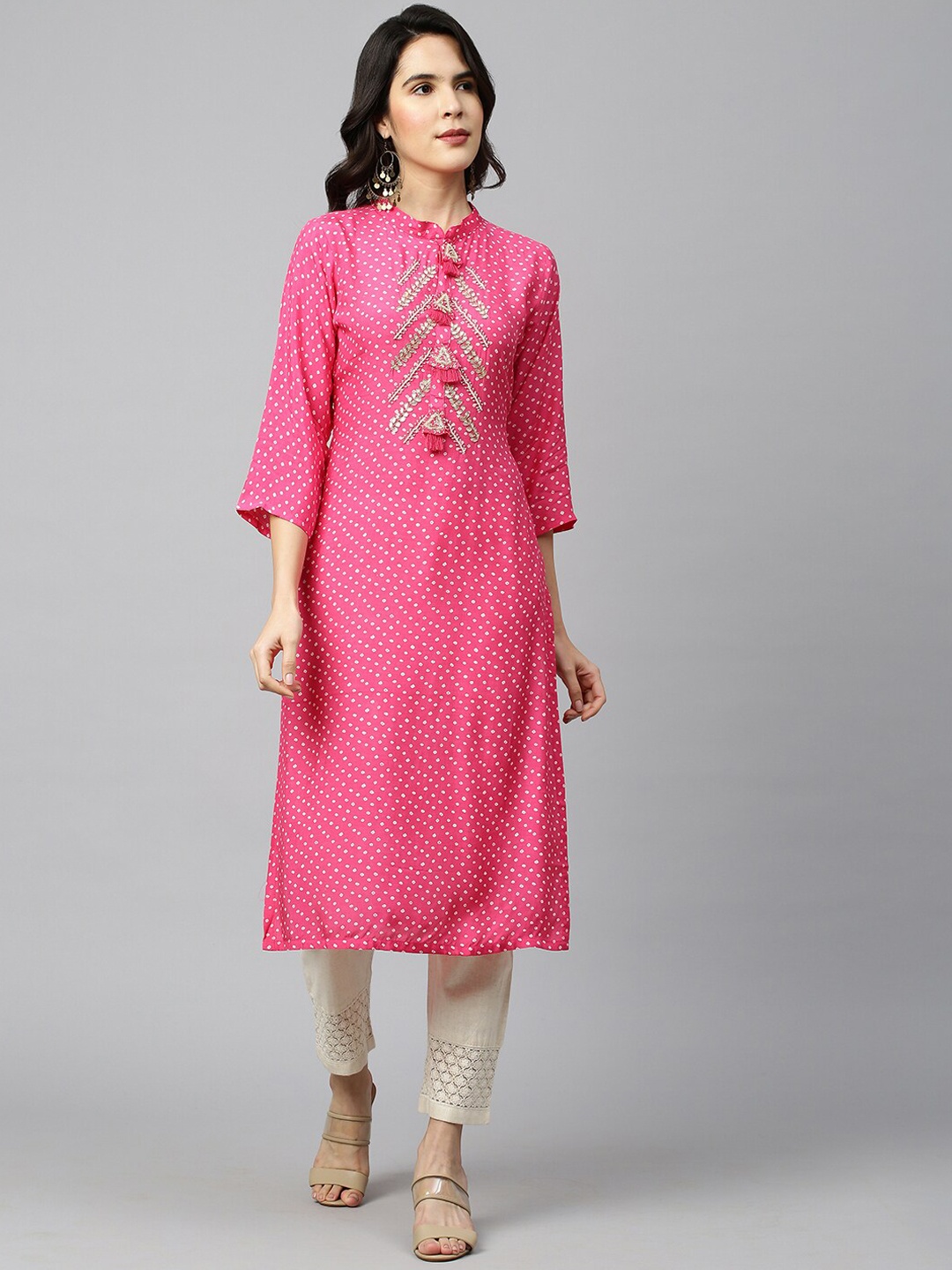 

FASHOR Women Pink & White Embroidered Kurta