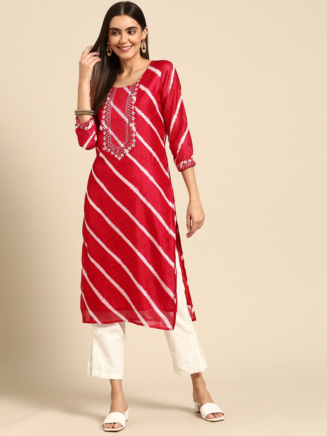 

FASHOR Women Red & White Leheriya Striped Mirror Work Kurta