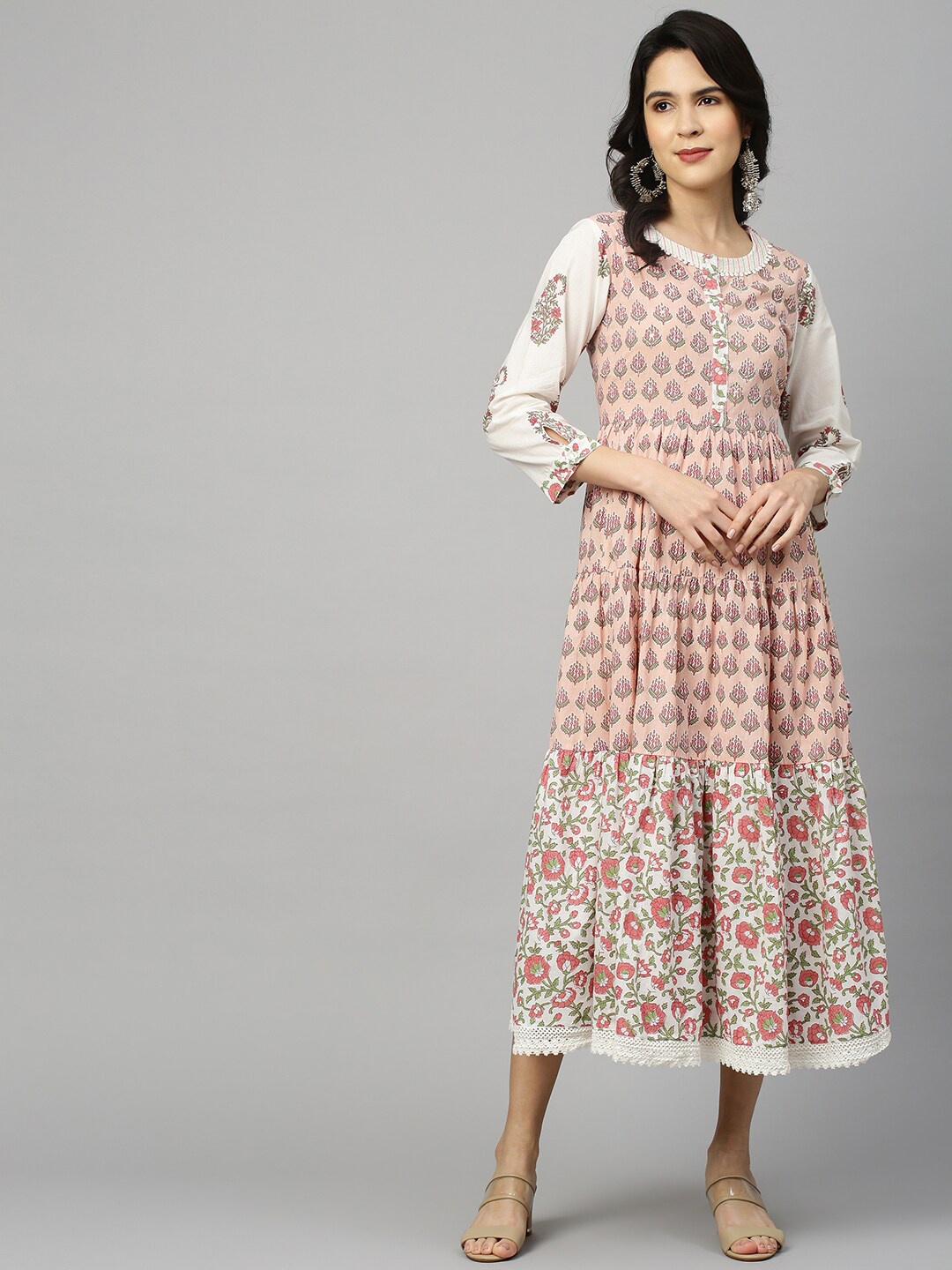 

FASHOR Women Peach-Coloured & White Pure Cotton Floral A-Line Midi Dress