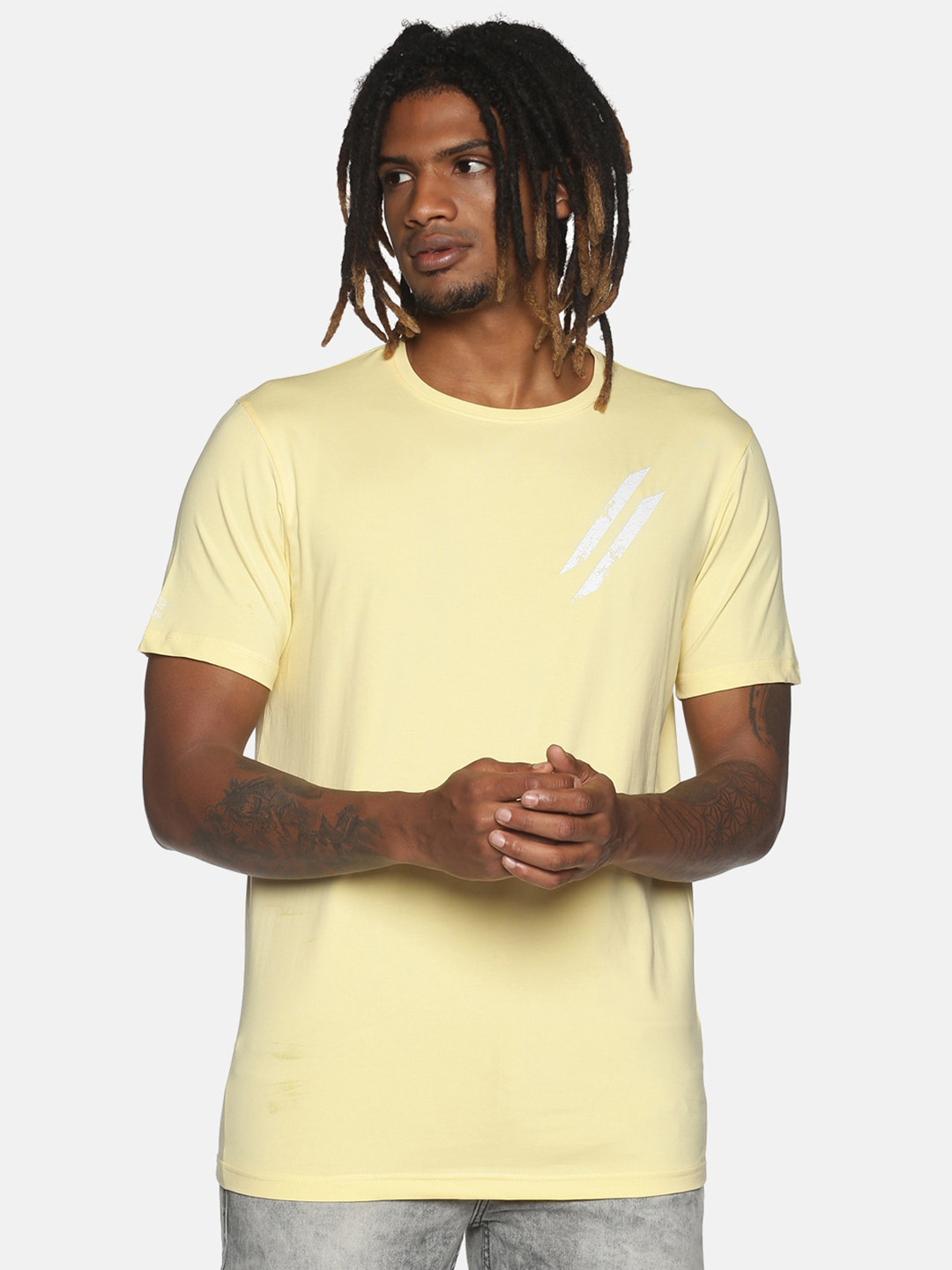 

ATTIITUDE Men Yellow Cotton Slim Fit T-shirt