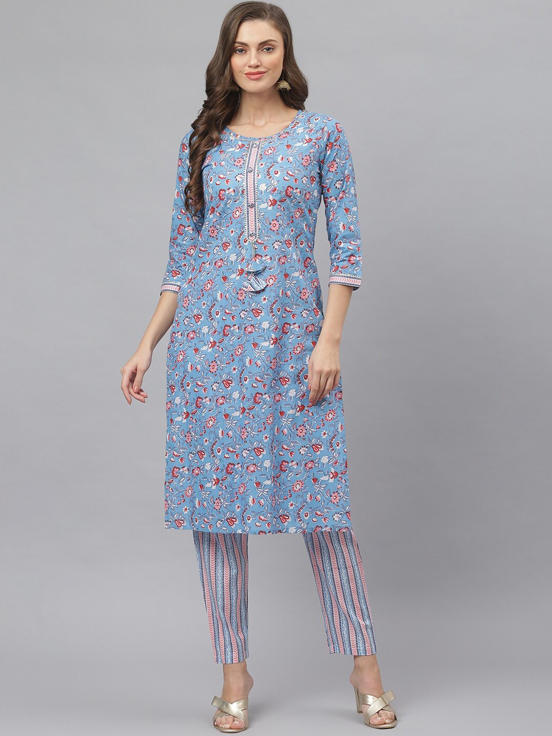 

Stylum Women Blue Floral Printed Gotta Patti Pure Cotton Kurta with Trousers