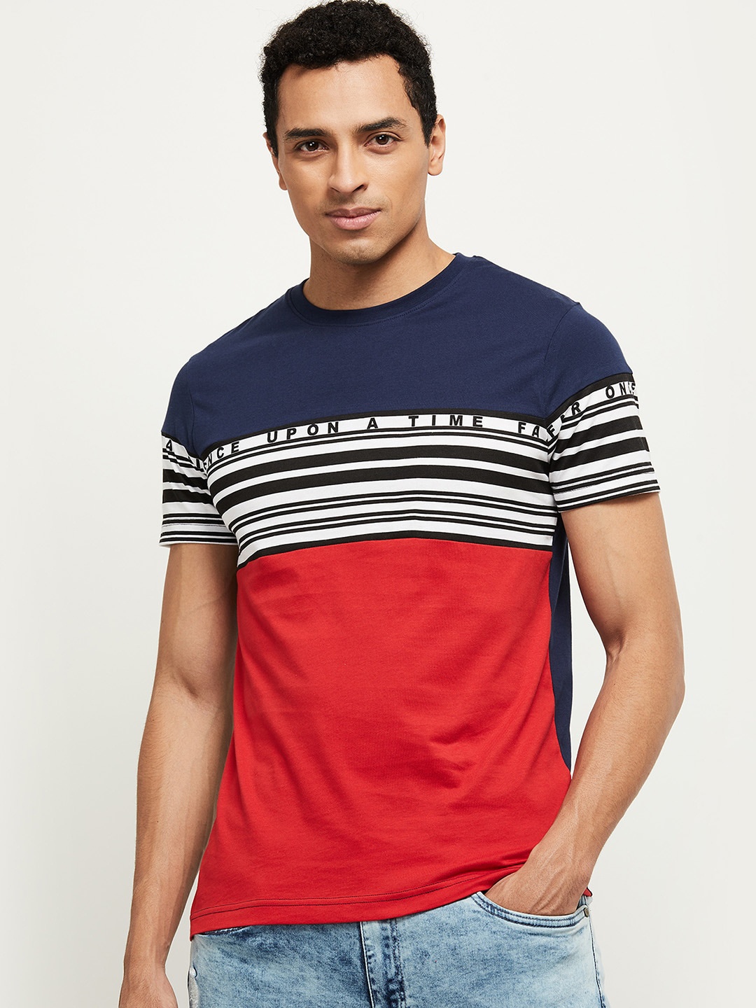 

max Men Red & Navy Blue Pure Cotton Colourblocked T-shirt
