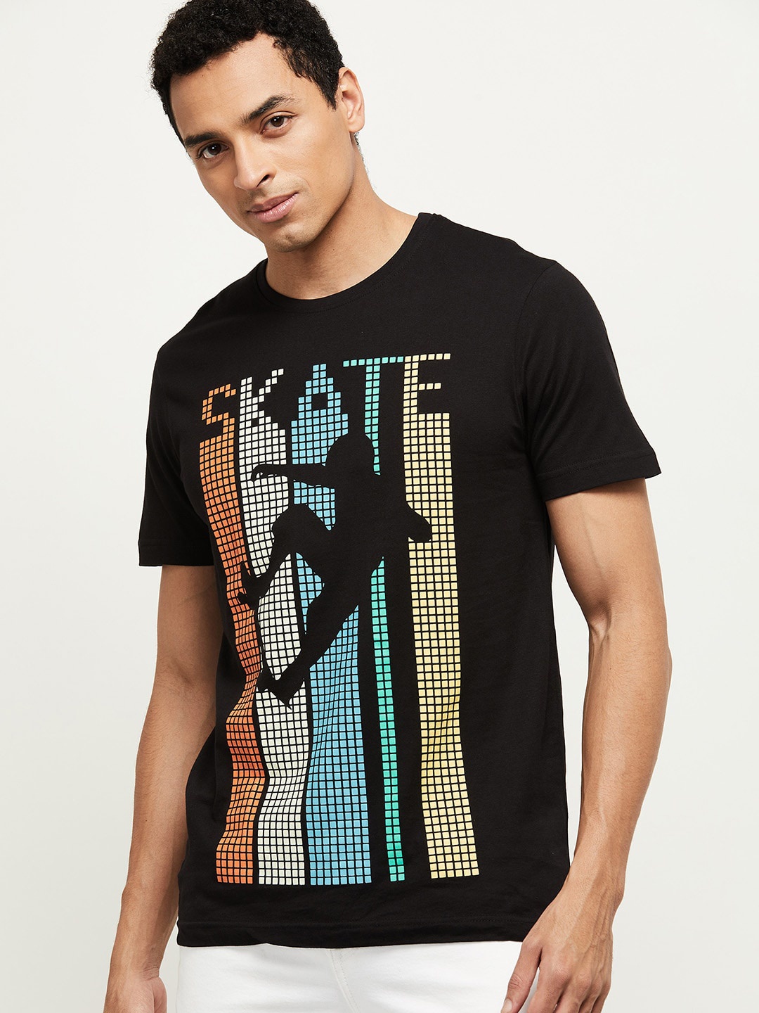 

max Men Black & Blue Printed Pure Cotton T-shirt