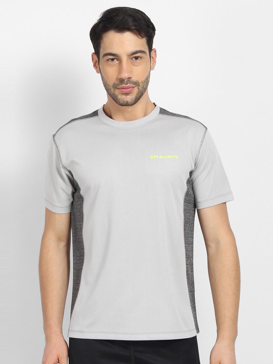 

OFF LIMITS Men Grey Melange Printed T-shirt