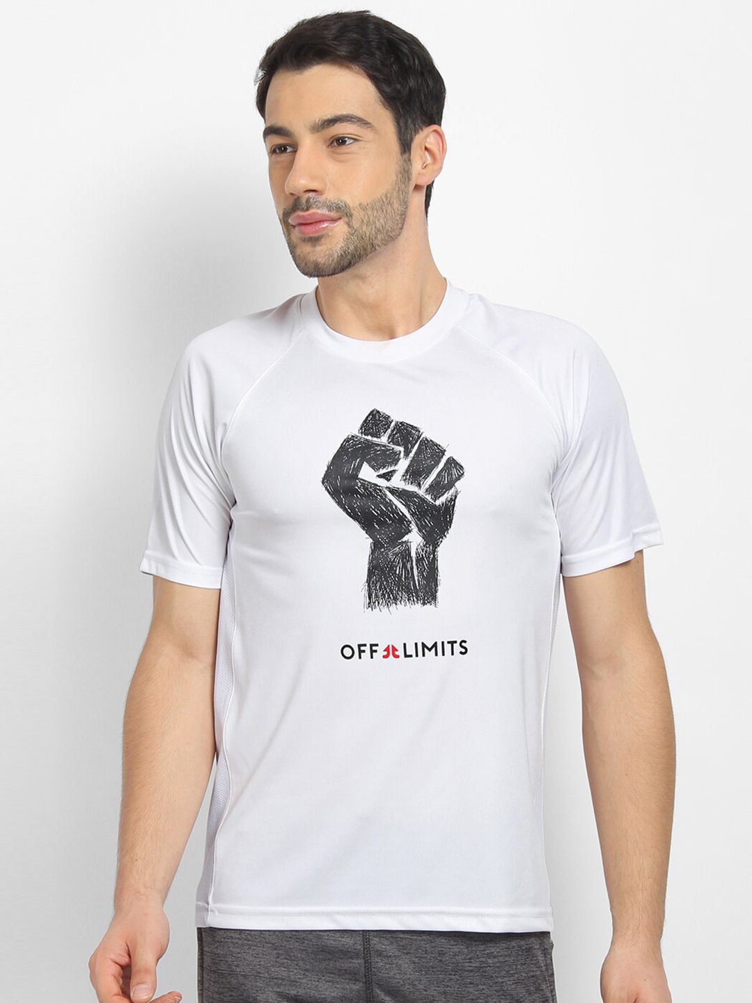 

OFF LIMITS Men White Printed Regular Fit T-shirt