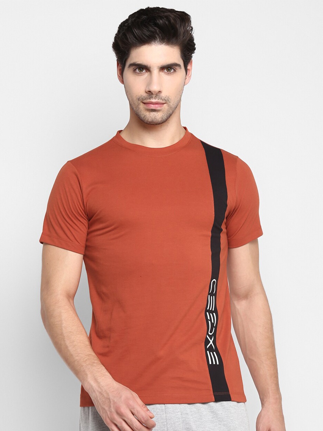OFF LIMITS Men Red & Black Typography Applique T-shirt