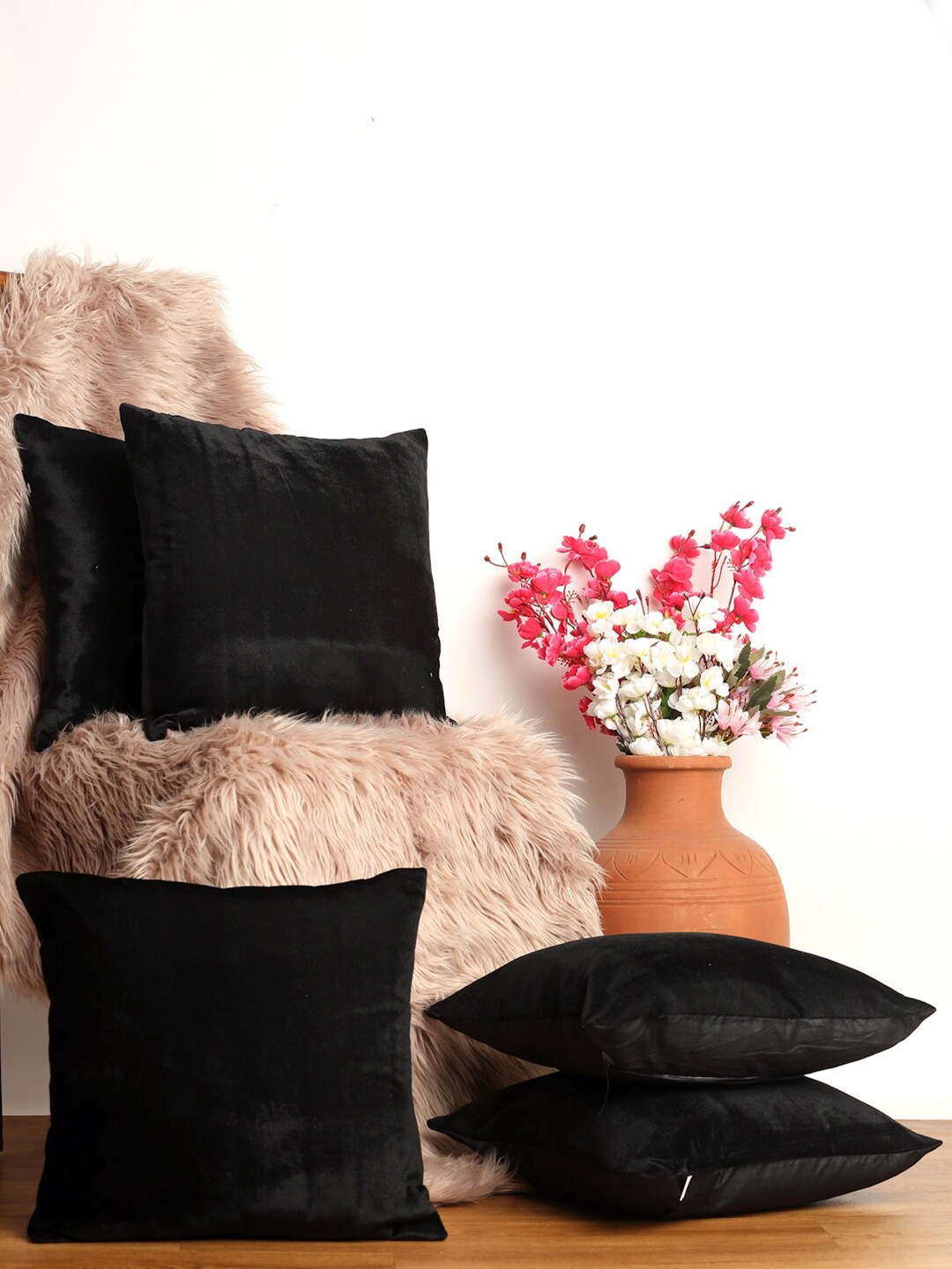 

Alina decor Black Set of 5 Velvet Square Cushion Covers
