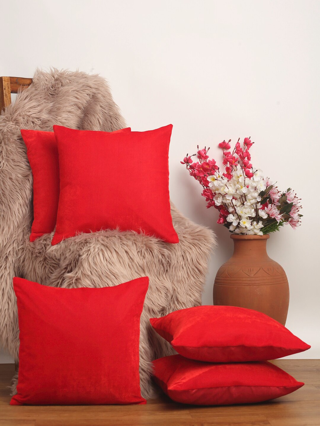 

Alina decor Red Set of 5 Velvet Square Cushion Covers