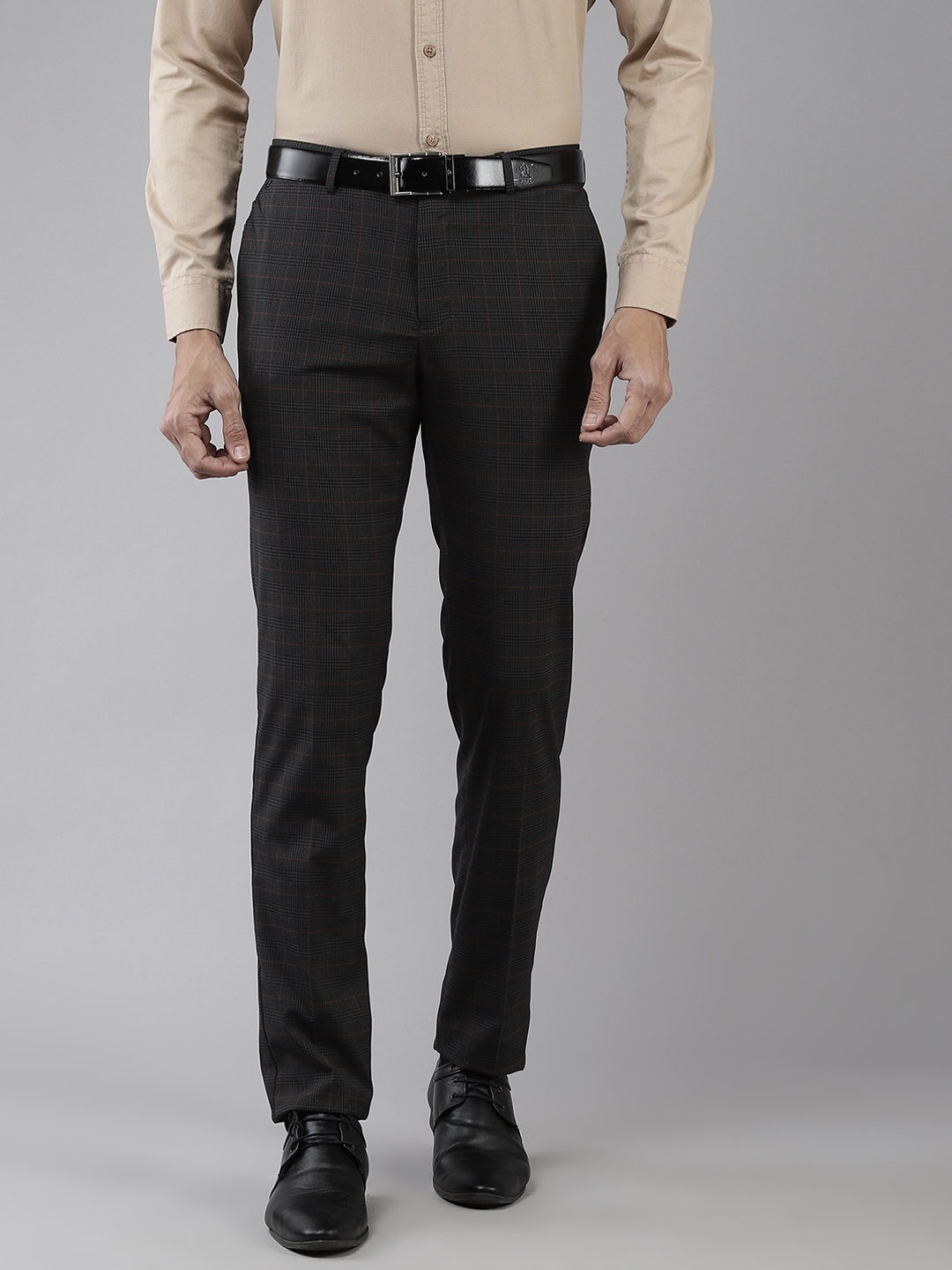 

Blackberrys Men Charcoal Grey & Black Checked B-91 Skinny Fit Formal Trousers