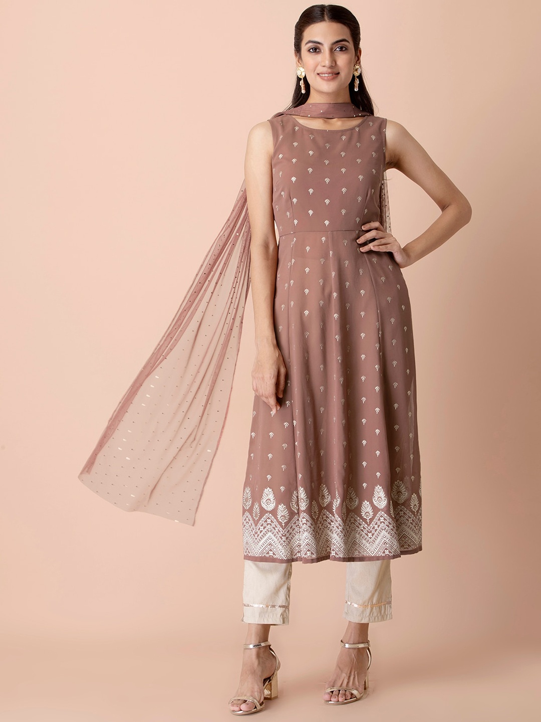 

INDYA Women Rose Pink & Gold-Toned Foil Print Georgette Kurta with Attached Choker Dupatta
