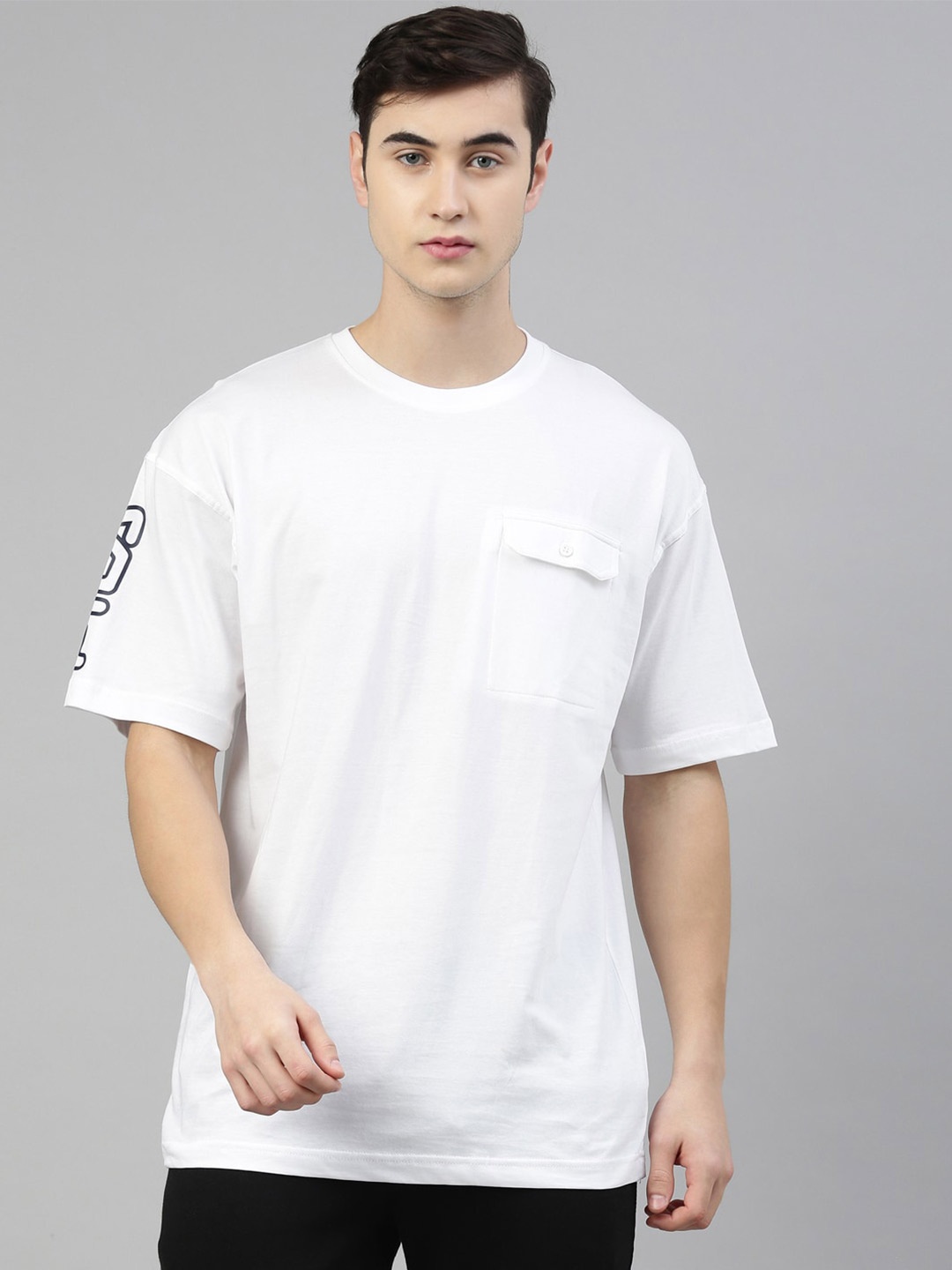 

FILA Men White Pure Cotton Pocket Detailing T-shirt