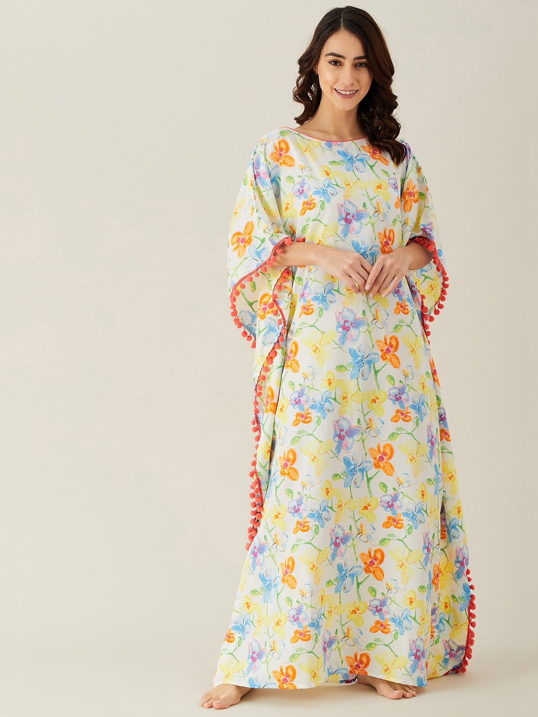 

The Kaftan Company Women White Printed kaftan Nightdress