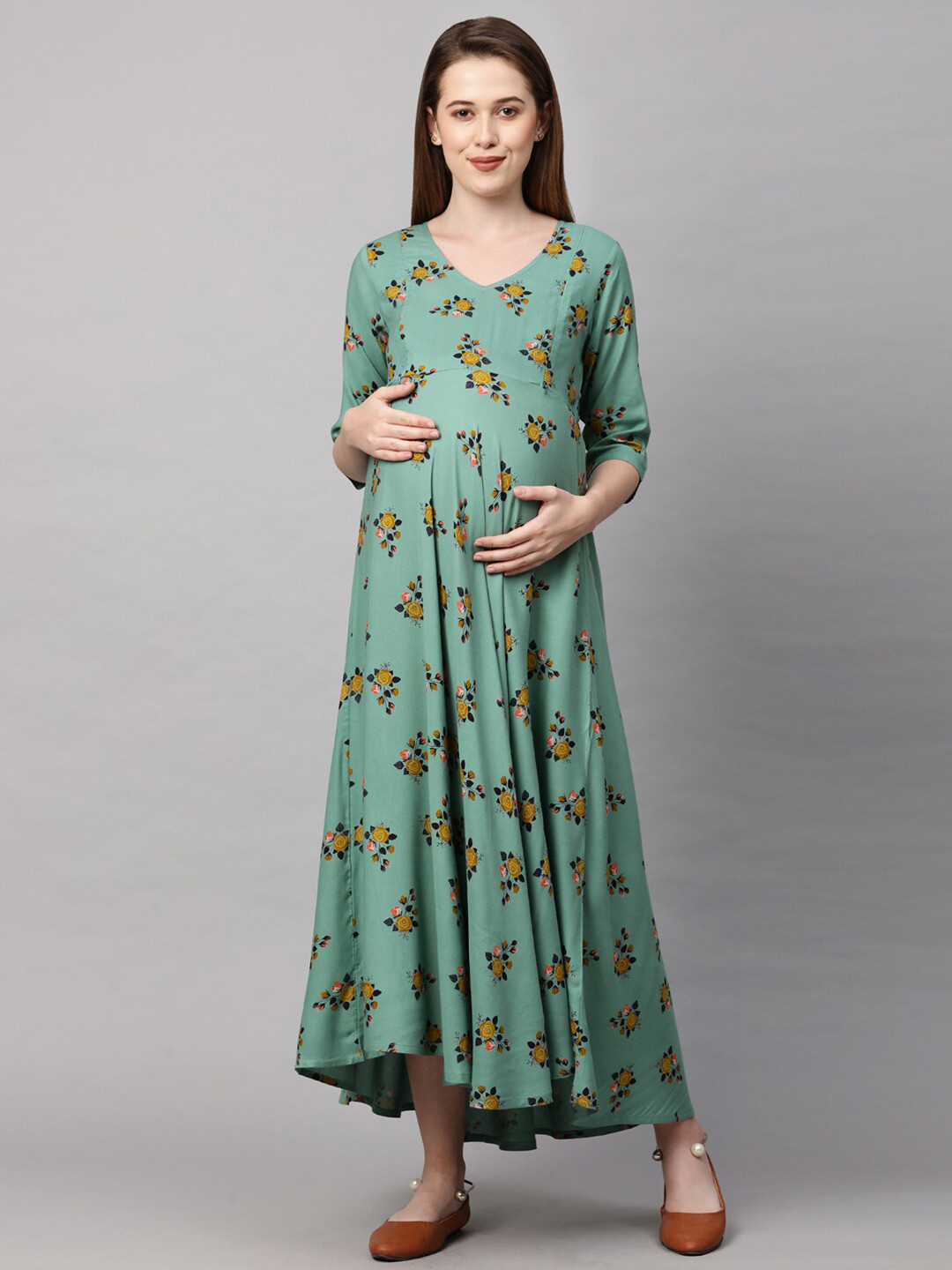 

MomToBe Women Green & Mustard Yellow Floral Printed Maternity Nursing Maxi Dress