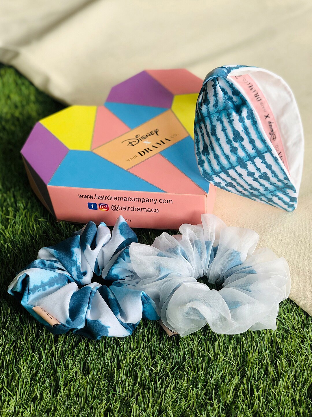 

HAIR DRAMA COMPANY Women White & Blue Set of 3 Hair Accessory Set