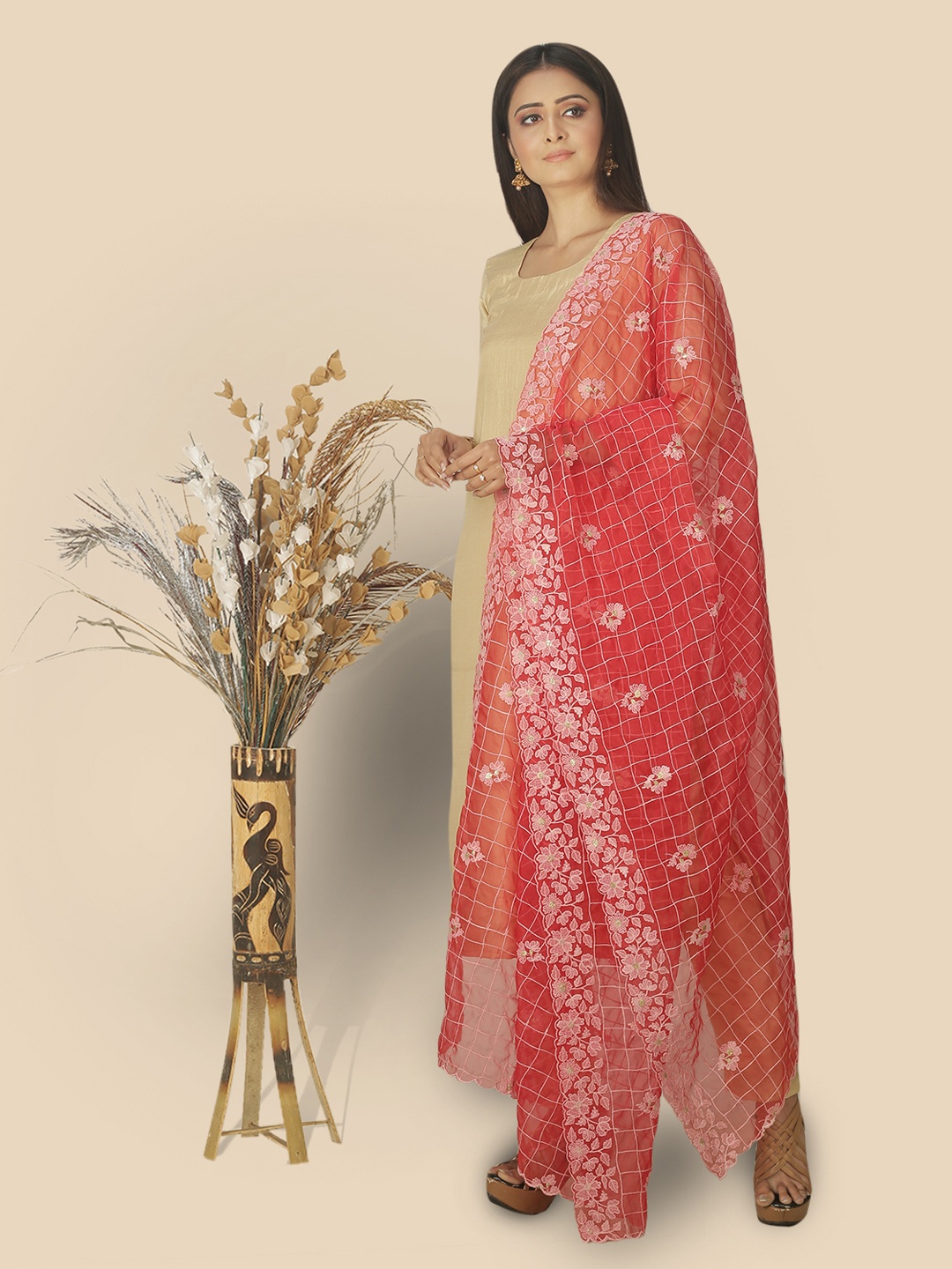 

Sanwara Women Red & Cream Woven Design Dupatta