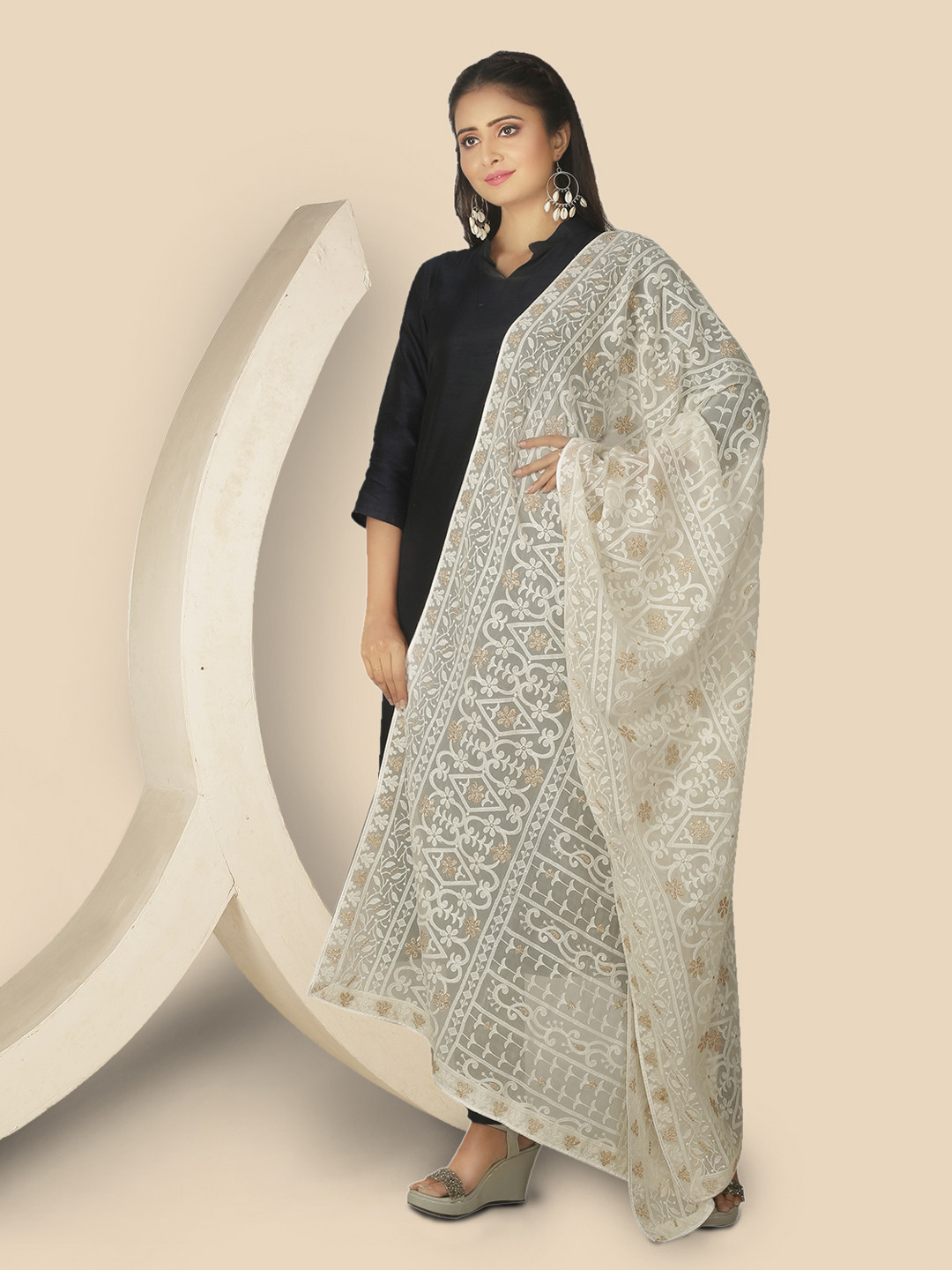 

Sanwara Women White & Gold Woven Design Dupatta