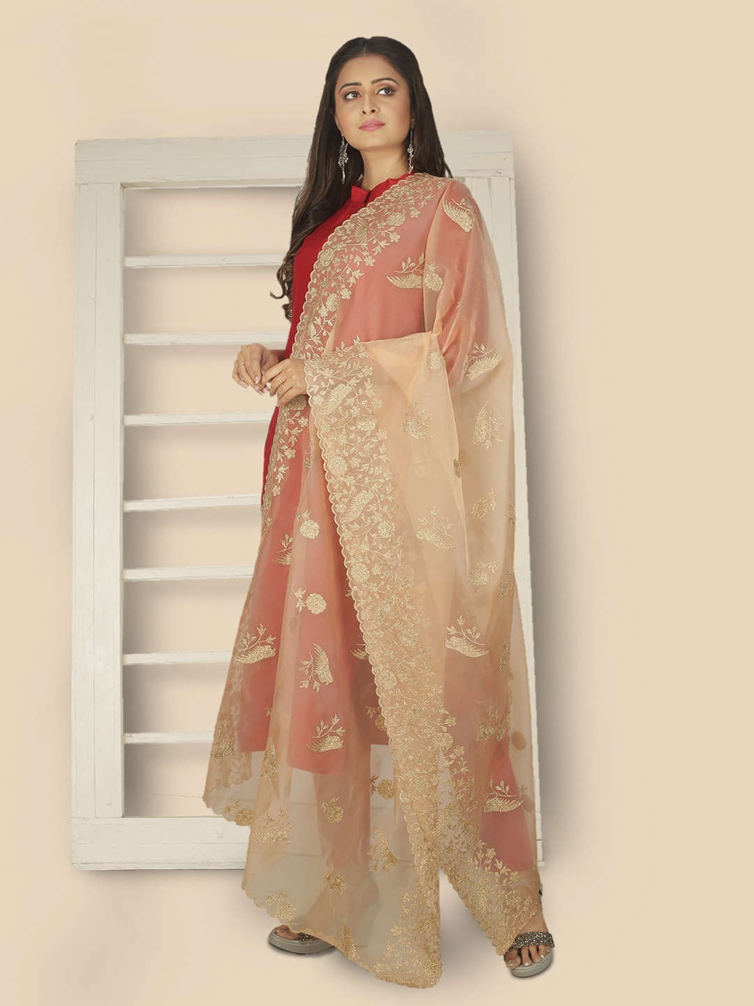 

Sanwara Peach-Coloured & Gold-Toned Embroidered Organza Dupatta with Zari