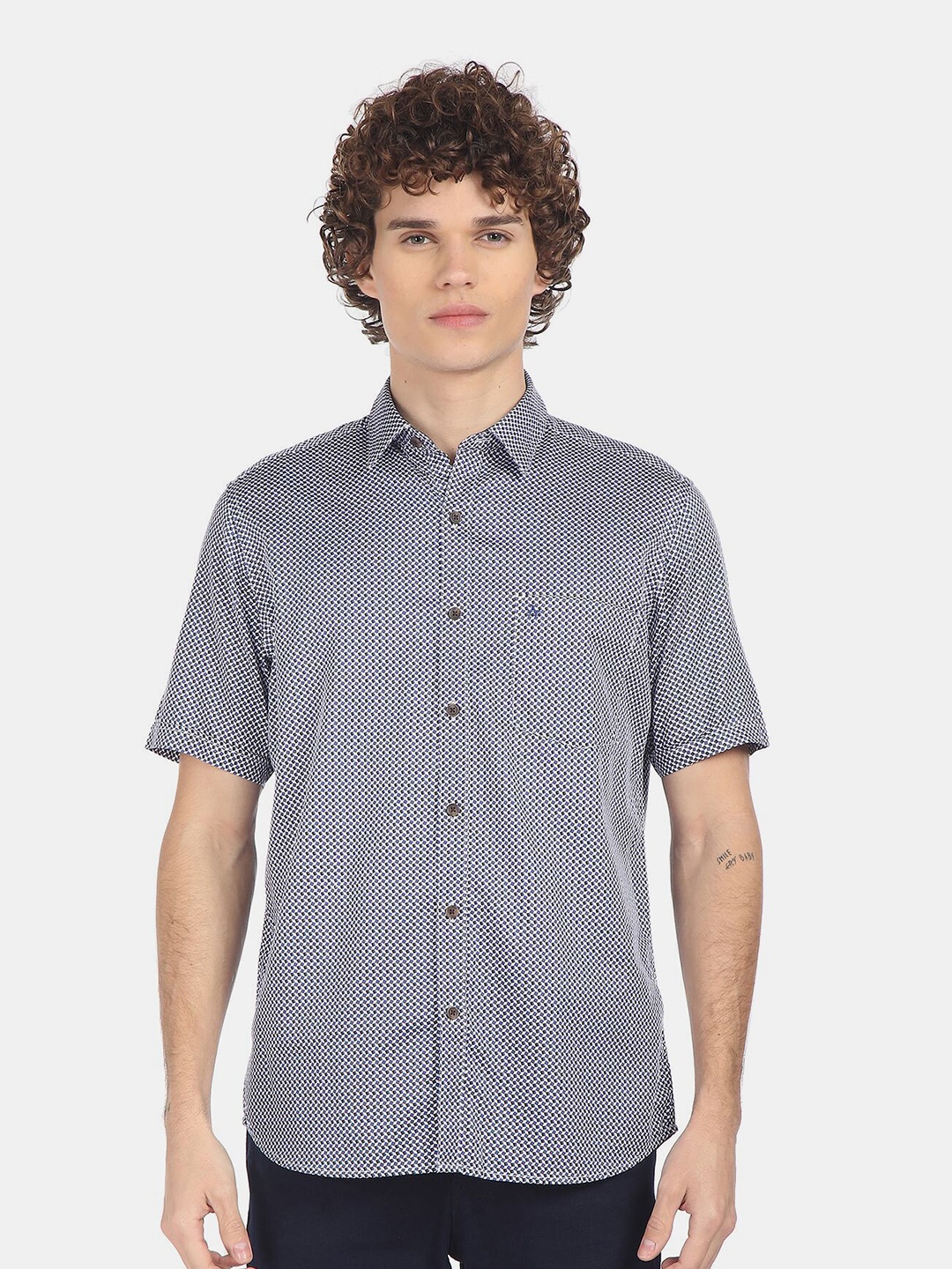 

Arrow Men Blue Printed Casual Shirt