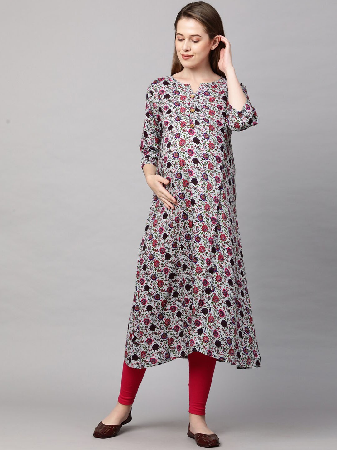 

MomToBe Women Grey & Red Floral Printed Maternity Nursing Kurta